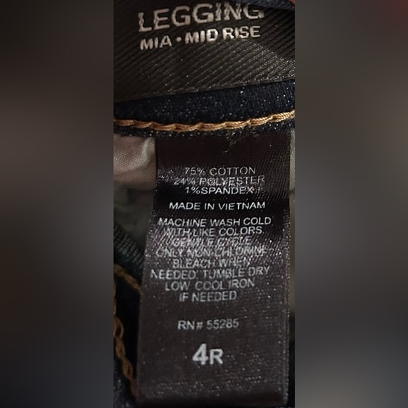 Express Mia mid-rise legging jeans. Size 4R. - Picture 3 of 4
